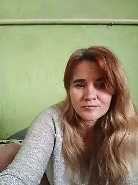SannyMILF Adlı Modelin Canlı XXX Sohbeti