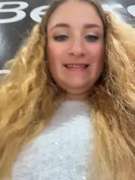 AdelRich's Live XXX Chat