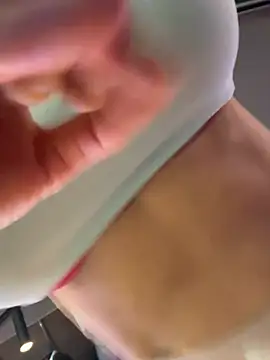 F3ckd0lllucy's Live XXX Chat