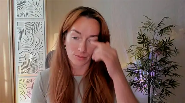 RebeccaMartinez's Live XXX Chat