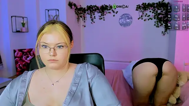 melody_sky_'s Live XXX Chat