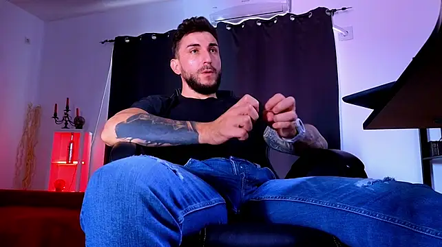 Онлайн чат XXX MightyAaron66