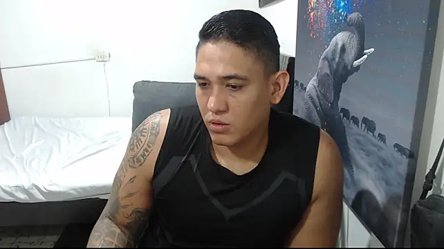 Chat XXX ao vivo de coltonmassiff