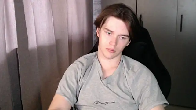 XXX chat uživo modela arthur___king