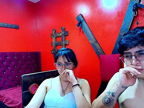 Ximenasilver 现场XXX聊天
