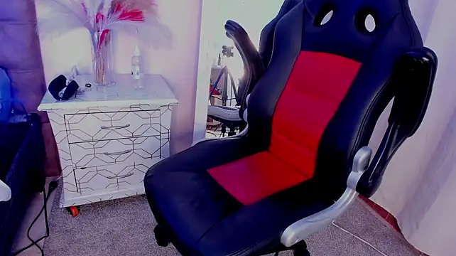 Chatroom XXX en direct de krayno_moore
