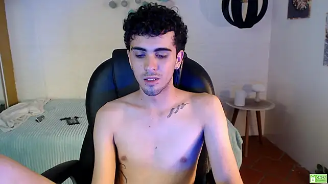 noah_bluex's Live XXX Chat
