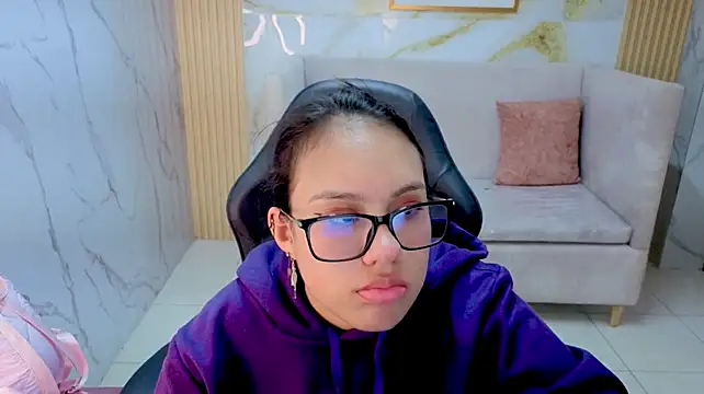 Živý XXX chat Luana_s