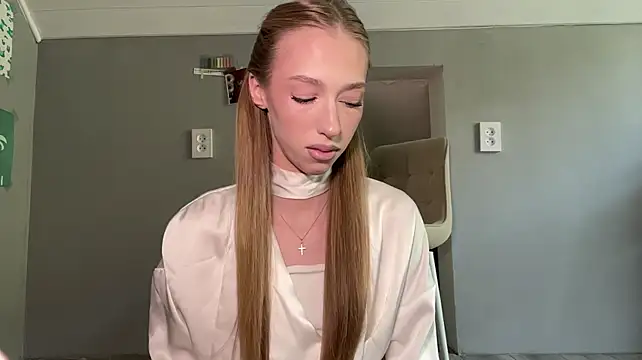 TraceyHowey 现场XXX聊天