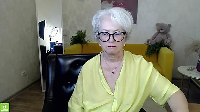 Chat +18 de roxxXxie_ ao vivo