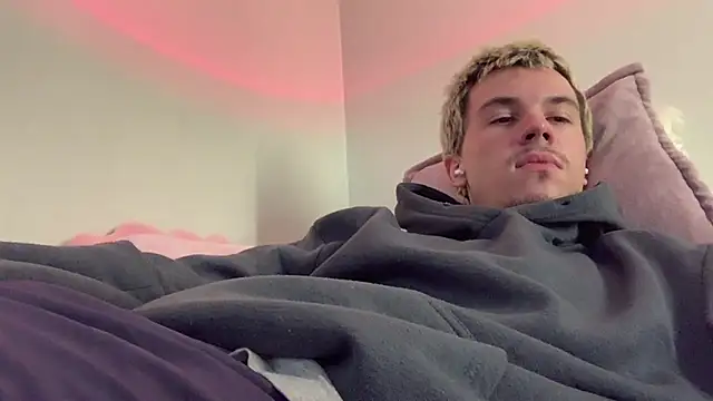 Онлайн чат XXX Jeremy1Scott