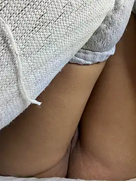 Bonnie_willliams19 élő XXX-chatje