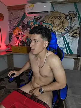 Онлайн чат XXX Milan_McConnell