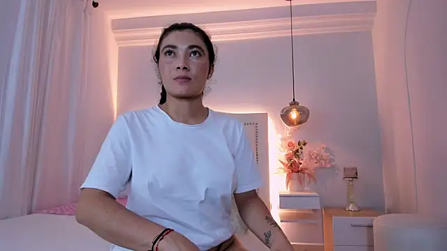 emilly_duque 라이브 XXX 채팅