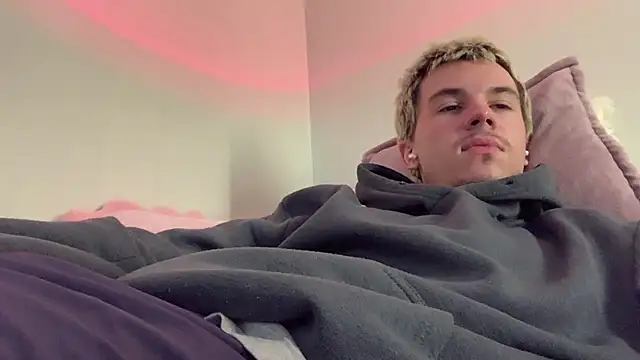 Jeremy1Scott Live XXX-Chat