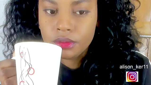 alison-ker3's Live XXX Chat