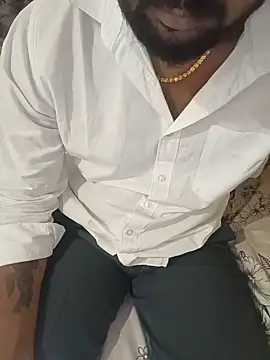 XXX chat uživo modela Kumar7680