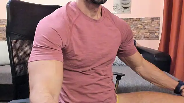 Chat +18 de HotHunkTrainer ao vivo