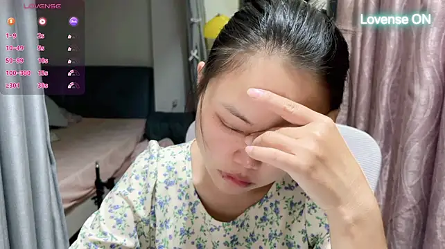 دردشة xiaosu22 الجنسية المباشرة