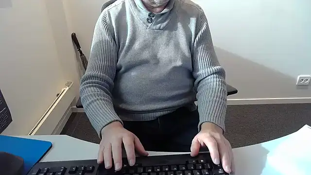Buggemann XXX чат на живо