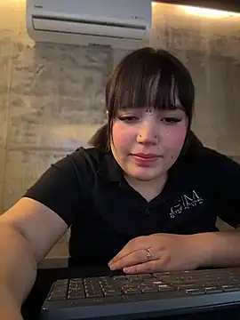 hinata_dolly's Live XXX Chat