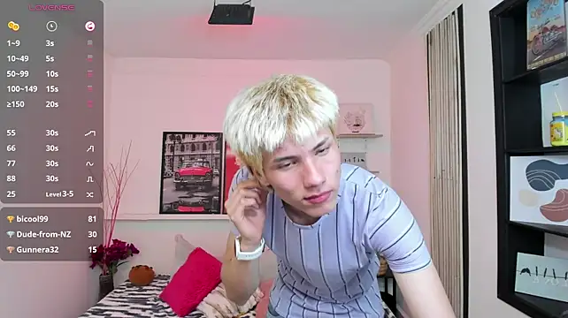 Stich_23 élő XXX-chatje