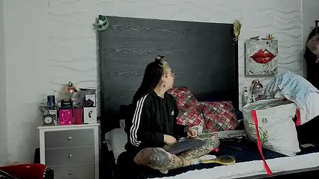 inkedsinners_ 现场XXX聊天