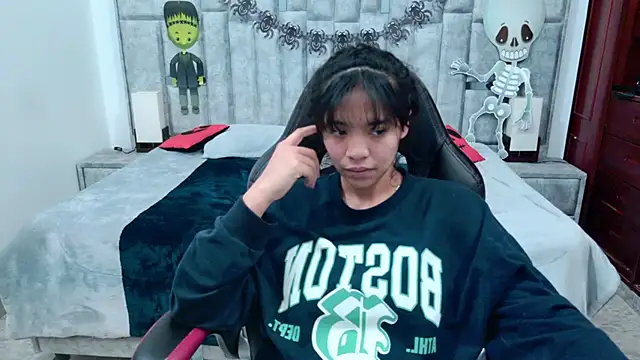 laureentt_ Chat XXX in diretta