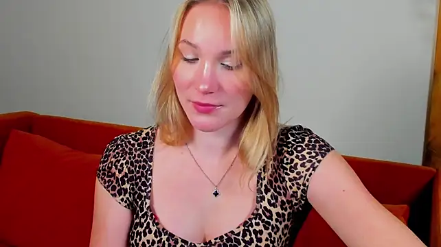 Chat XXX ao vivo de ElaraVoltage