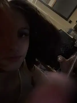 ally111's Live XXX Chat