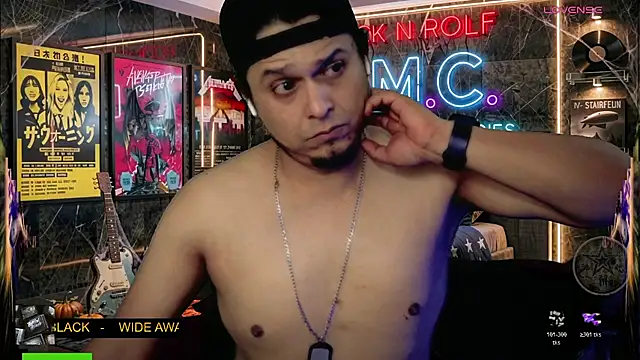 Czat XXX na żywo – chino_roz