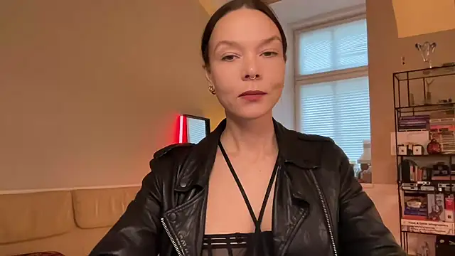 Chat +18 de Goddess_Vie_ ao vivo