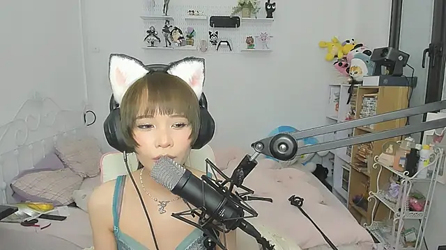 NeKo-nEk0-niI Adlı Modelin Canlı XXX Sohbeti