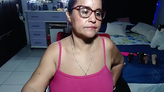 pervert_mommy_'s Live XXX Chat
