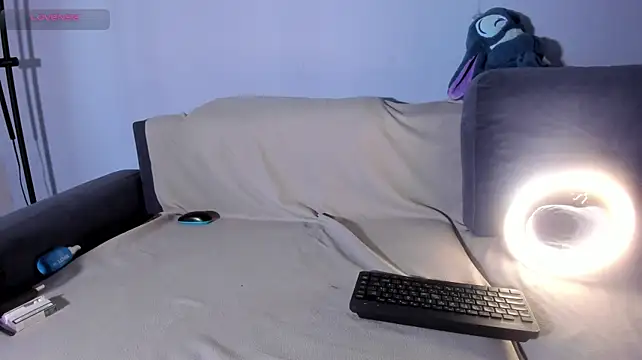NickieRainerX XXX чат на живо