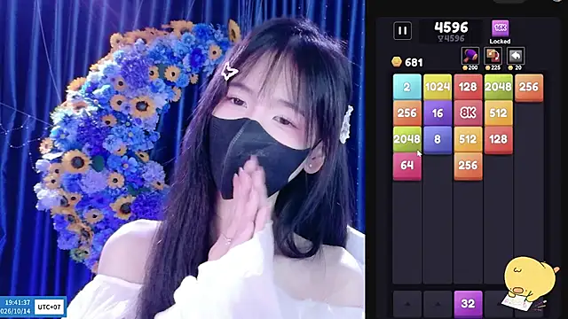 Chat +18 de Your-Sunshinee ao vivo