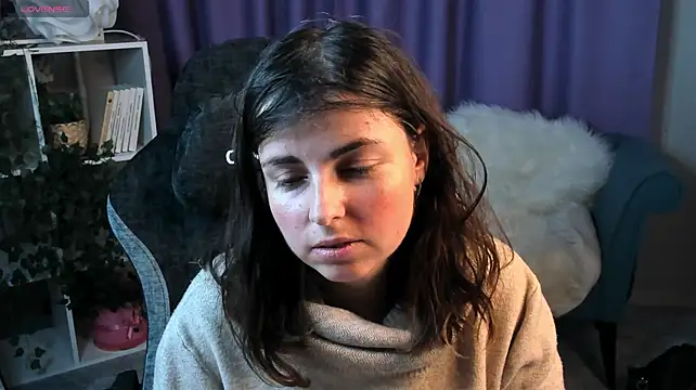 MartaEdams Adlı Modelin Canlı XXX Sohbeti