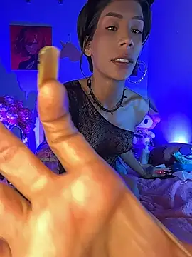 Naugth_channel_ts' Live XXX Chat