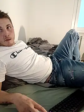 erikdaniln Live XXX chat