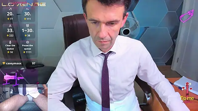 Chat +18 de SteveTiger ao vivo