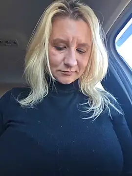 KaylinJan Live XXX-Chat