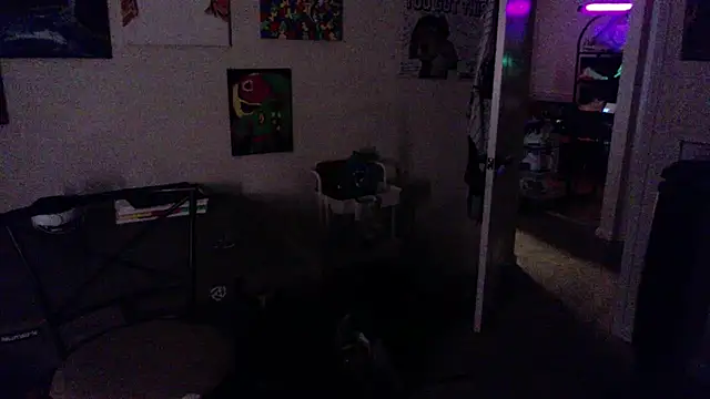 Triggerhappycj100 Chat XXX live