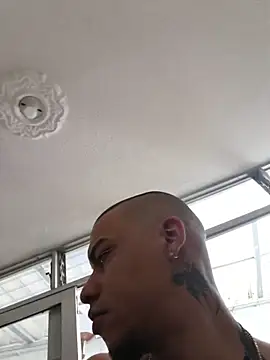 XXX chat uživo modela AlphaMasterXxx