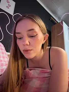 Živý XXX chat MilaMoone