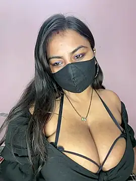 צ'אט XXX בשידור חי של hot8178