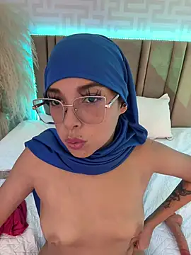 naishaa_'s Live XXX Chat