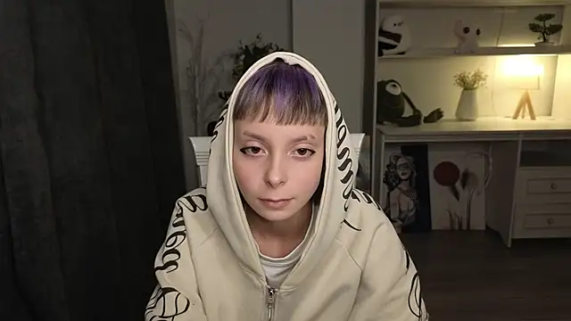 צ'אט XXX בשידור חי של RomaineFlatten