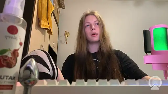 دردشة britneylovely الجنسية المباشرة