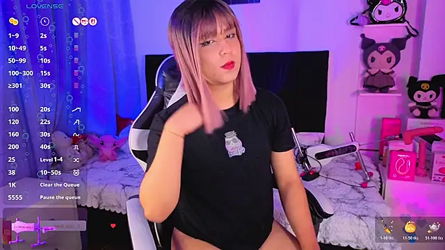 XXX chat uživo modela derek_greyy__