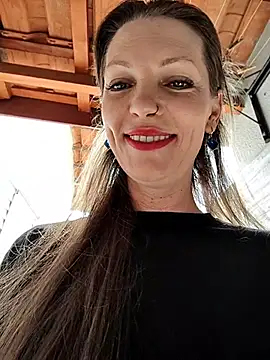 Karlacasada Adlı Modelin Canlı XXX Sohbeti